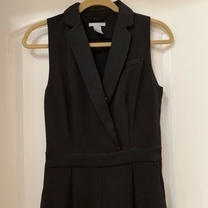 H&M Sleeveless Black Jumpsuit
